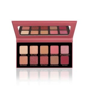 Violet Voss Berries And Cream Eye Shadow Palette